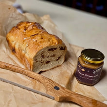 Load image into Gallery viewer, Bourbon caramel sauce, raisin bread, bread knife